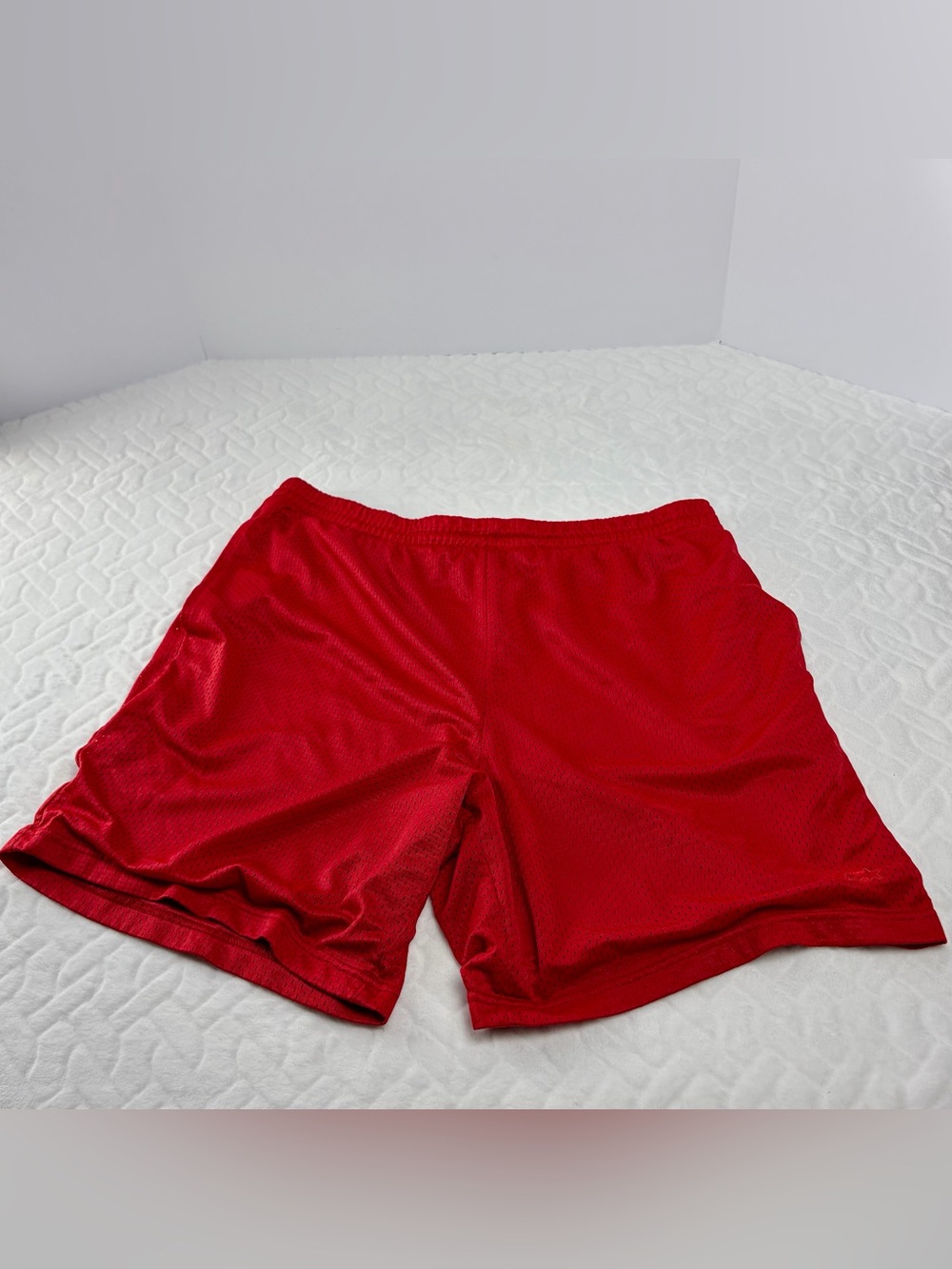 Vintage 90s iconic Starter red basketball and running mesh shorts Men’s Size L